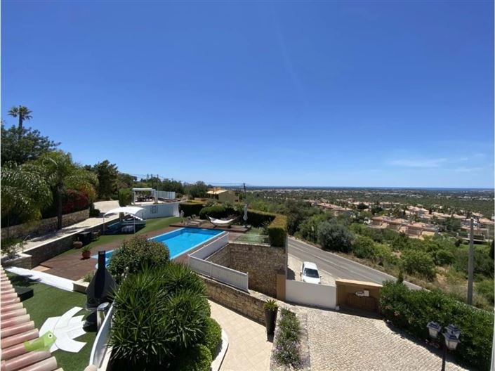 Image No.2-Villa de 5 chambres à vendre à Loule