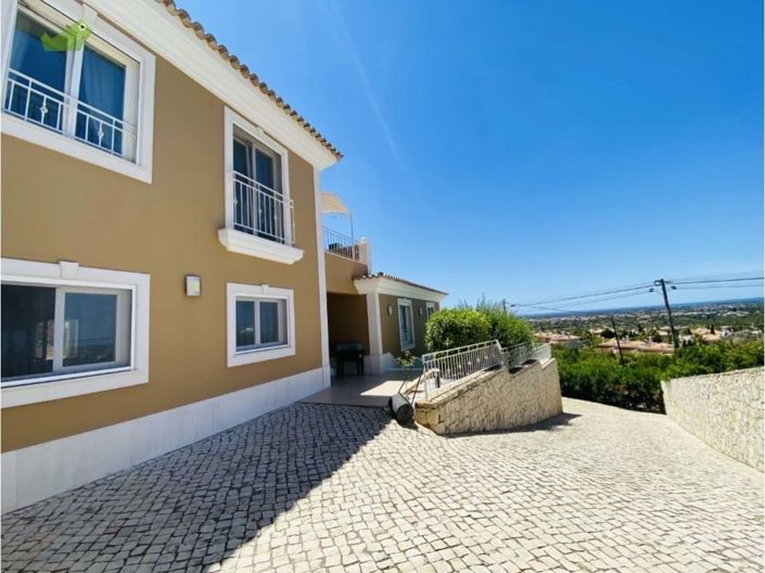 Image No.4-Villa de 5 chambres à vendre à Loule