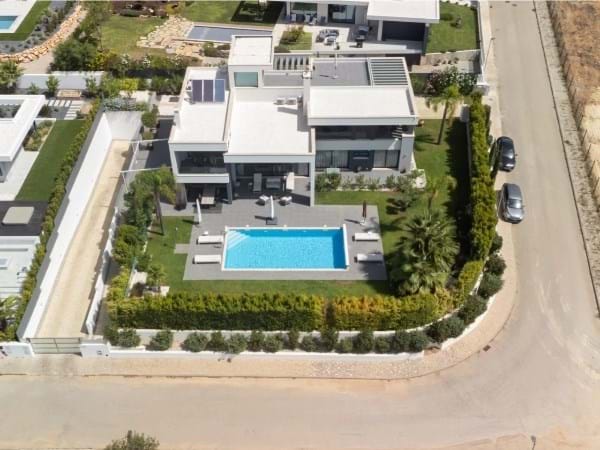 Image No.2-Villa de 5 chambres à vendre à Albufeira