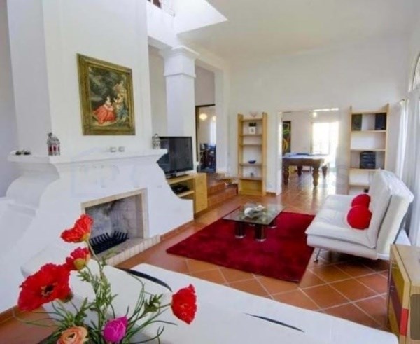 Image No.4-4 Bed Villa for sale