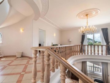 1654-629974-78d1f4f8b6655591b02d22fabb36a692d