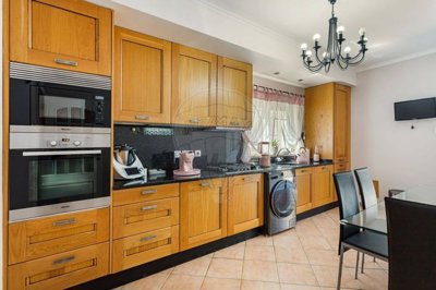 1654-640219-78d1f4f8b6655591b02d22fabb36a692d