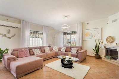 1654-640219-78d1f4f8b6655591b02d22fabb36a692d