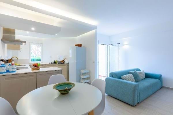 Image No.4-3 Bed Townhouse for sale