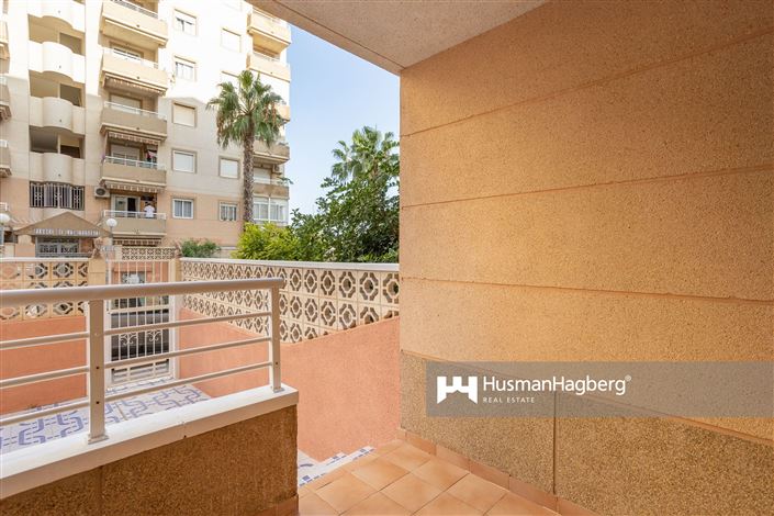 Image No.17-2 Bed Apartment for sale