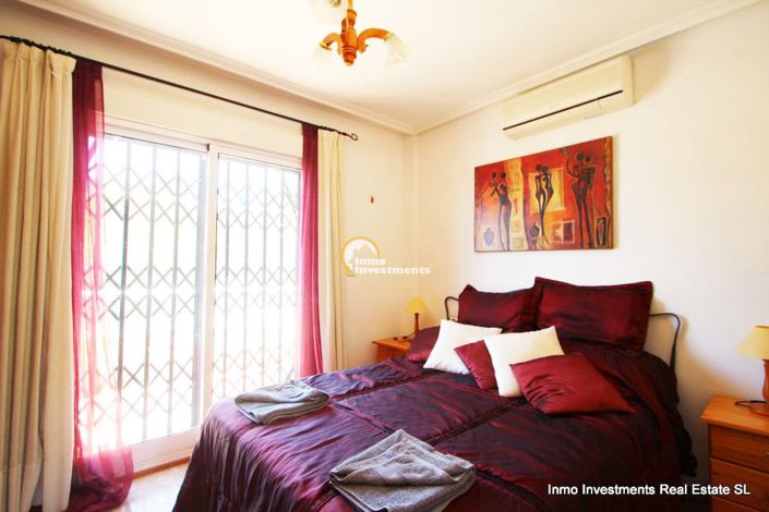 Image No.8-Villa de 4 chambres à vendre à Villamartin