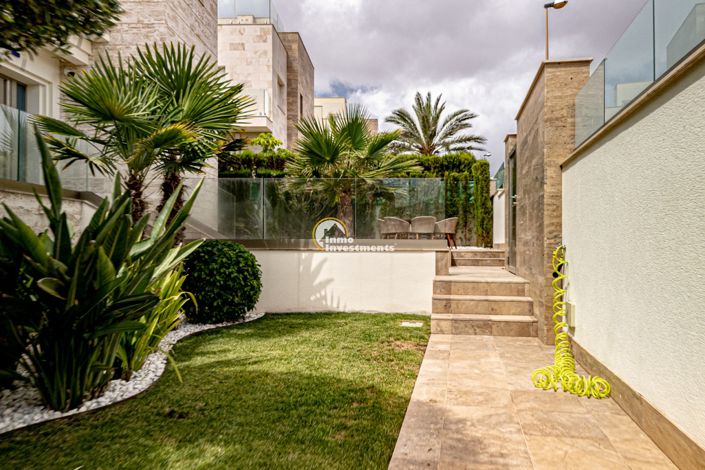 Image No.26-6 Bed Villa for sale