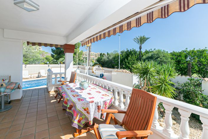 Image No.3-4 Bed Villa for sale