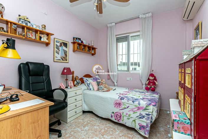 Image No.25-2 Bed Villa for sale