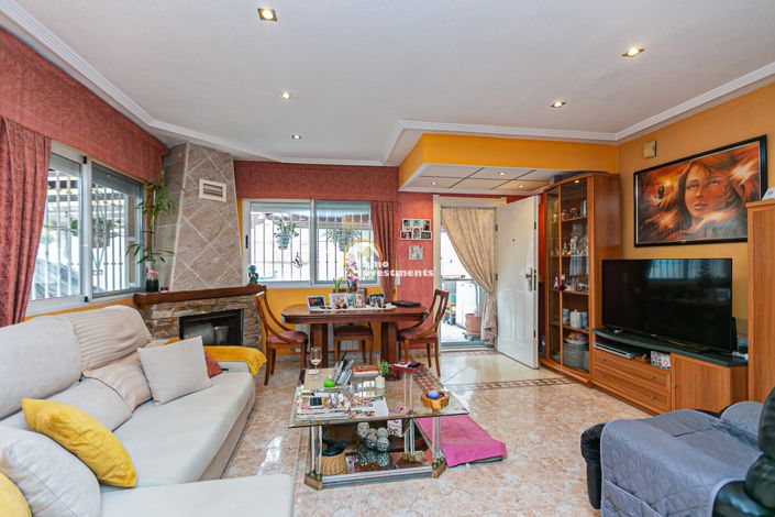 Image No.8-2 Bed Villa for sale