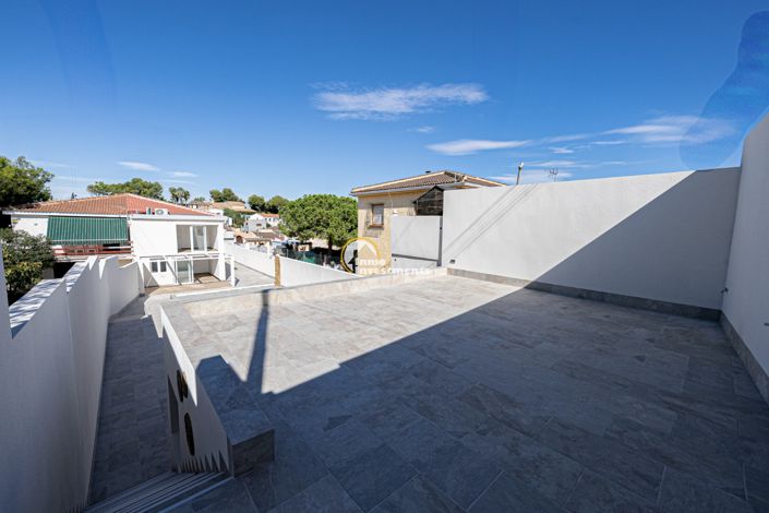 Image No.45-3 Bed Villa for sale