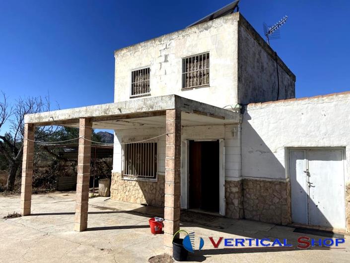 Image No.2-4 Bed Country House for sale