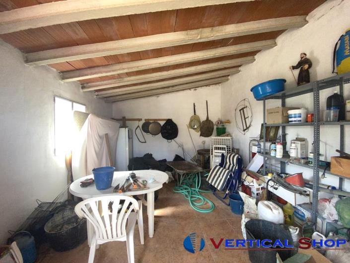 Image No.16-2 Bed Country Property for sale