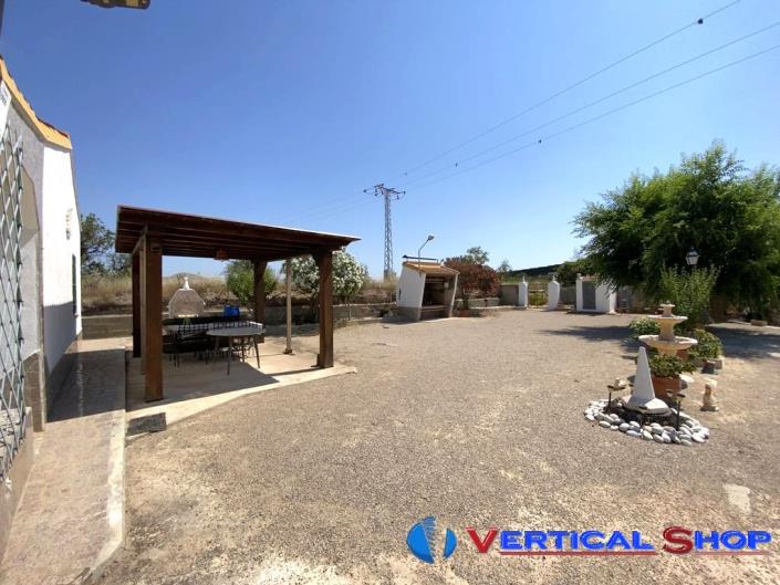 Image No.3-Propriété de pays de 2 chambres à vendre à Caudete