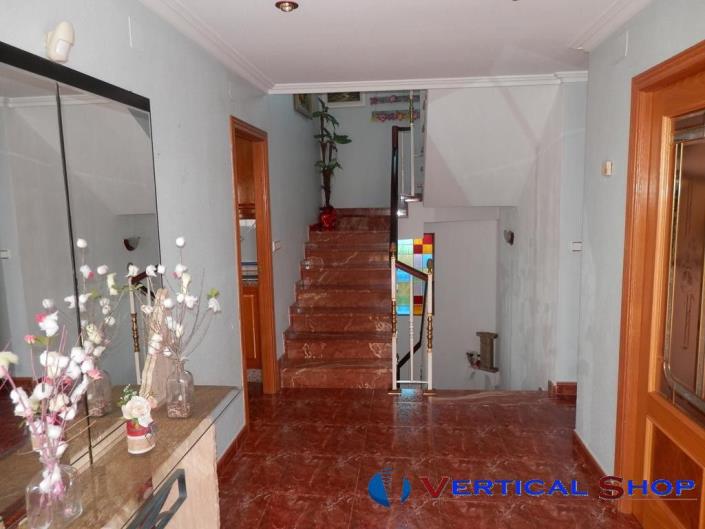 Image No.4-3 Bed Villa / Detached for sale