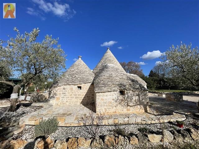 Image No.22-3 Bed Trullo for sale