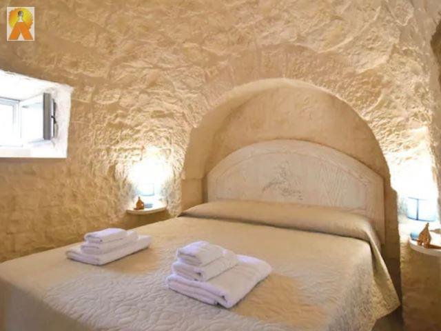 Image No.32-3 Bed Trullo for sale
