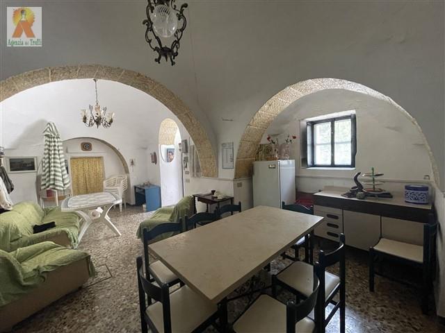 Image No.15-Propriété de pays de 3 chambres à vendre à Martina Franca