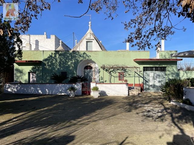 Image No.4-4 Bed Trullo for sale