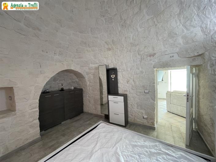 Image No.47-5 Bed Trullo for sale