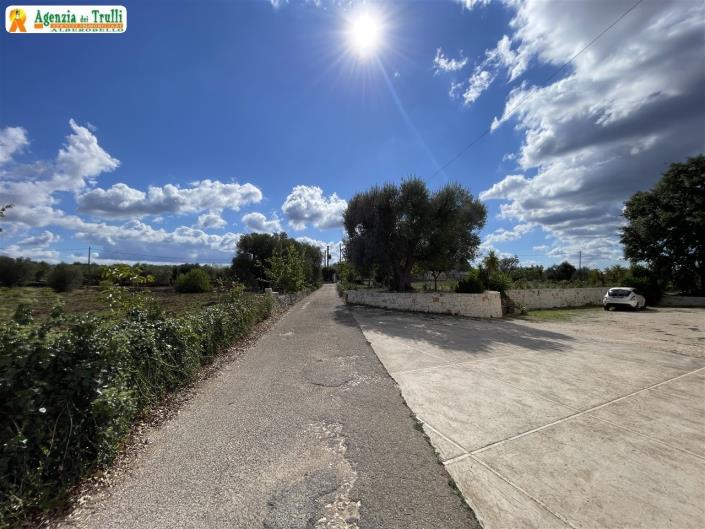Image No.56-5 Bed Trullo for sale