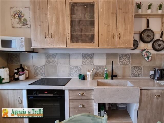 Image No.33-Trullo de 2 chambres à vendre à Martina Franca