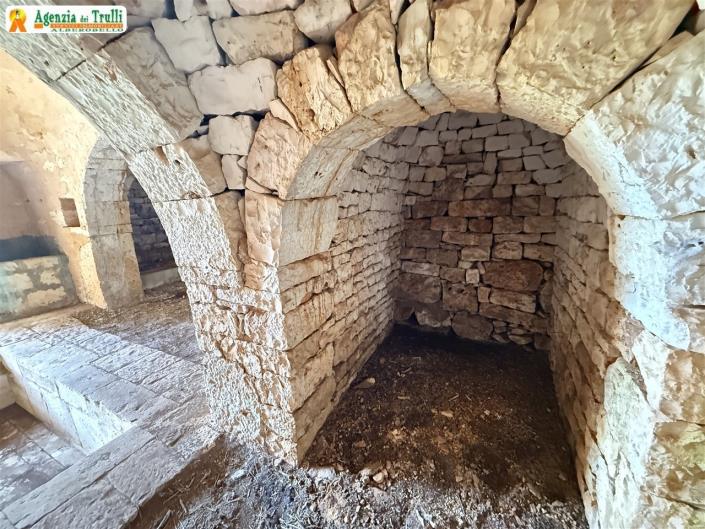 Image No.12-Propriété de pays de 2 chambres à vendre à Martina Franca