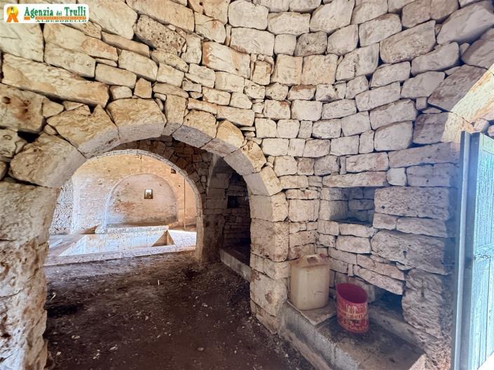 Image No.17-Propriété de pays de 2 chambres à vendre à Martina Franca