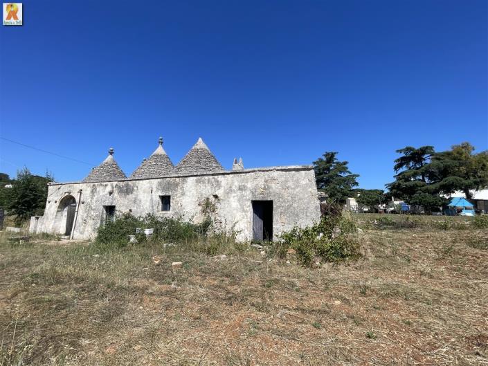 Image No.4-2 Bed Trullo for sale