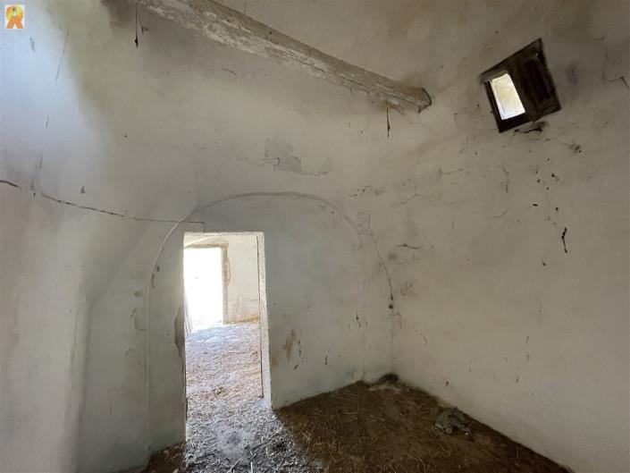 Image No.23-1 Bed Trullo for sale