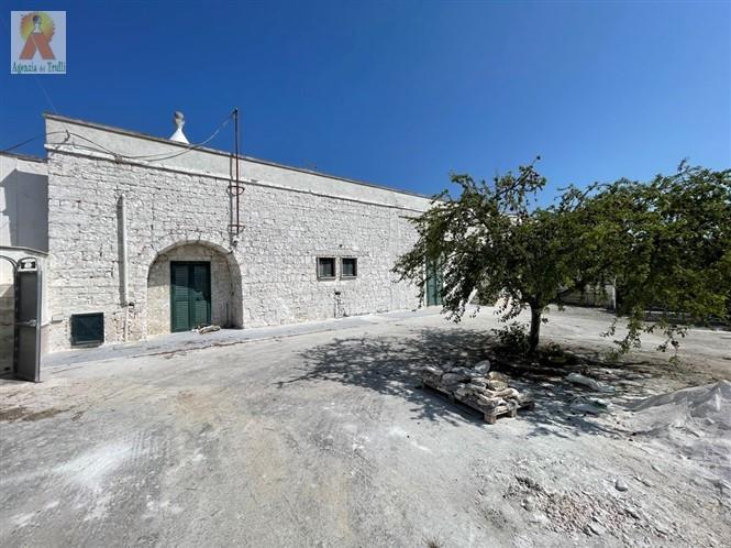 Image No.3-Ferme de 4 chambres à vendre à Cisternino