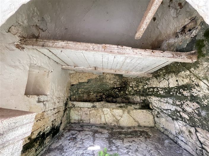 Image No.37-2 Bed Townhouse for sale