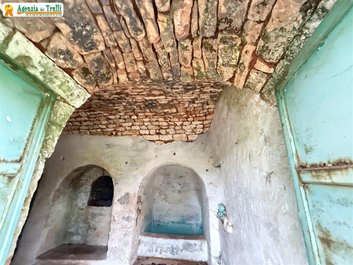 Image No.25-2 Bed Trullo for sale