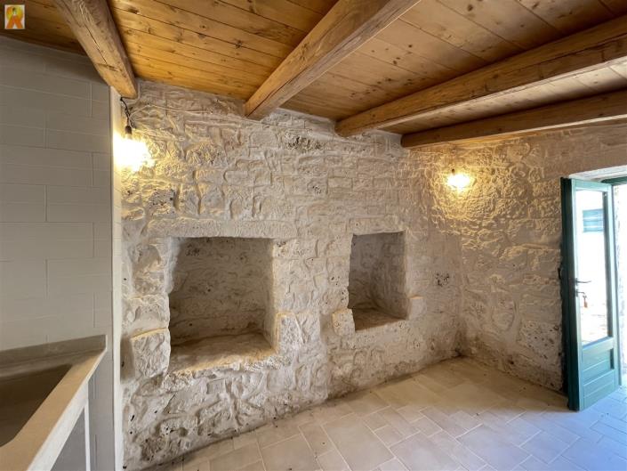 Image No.37-2 Bed Trullo for sale