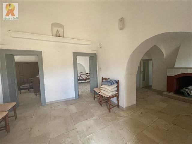 Image No.8-Maison de campagne de 2 chambres à vendre à Ceglie Messapica