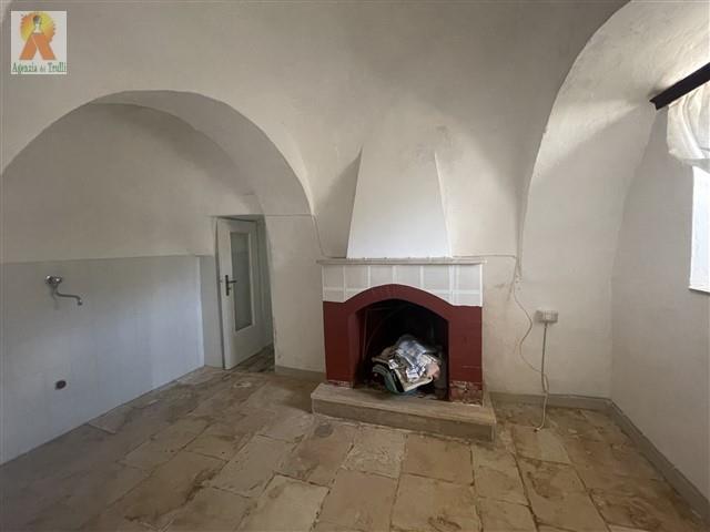 Image No.11-Maison de campagne de 2 chambres à vendre à Ceglie Messapica