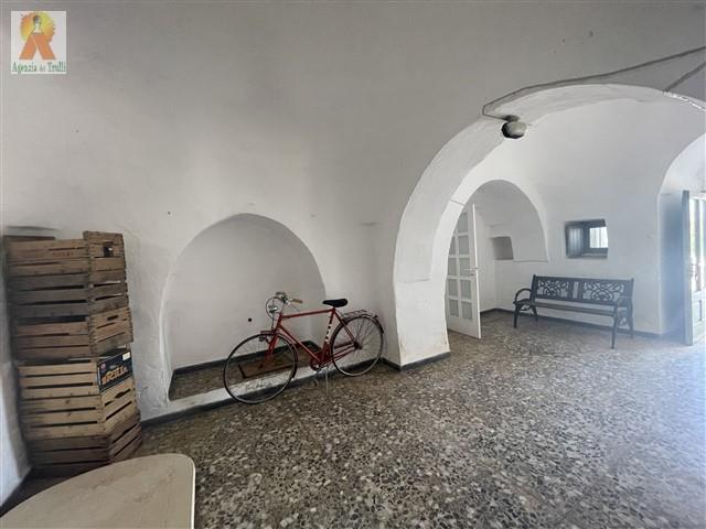 Image No.19-Maison de campagne de 2 chambres à vendre à Ceglie Messapica