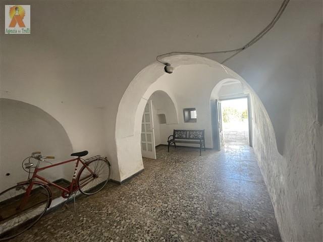 Image No.20-Maison de campagne de 2 chambres à vendre à Ceglie Messapica