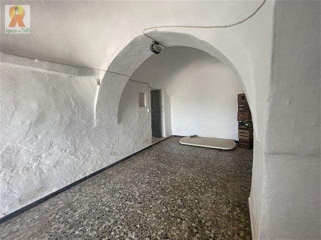 Image No.23-Maison de campagne de 2 chambres à vendre à Ceglie Messapica