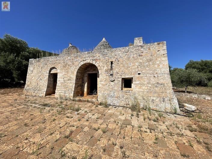 Image No.14-3 Bed Trullo for sale