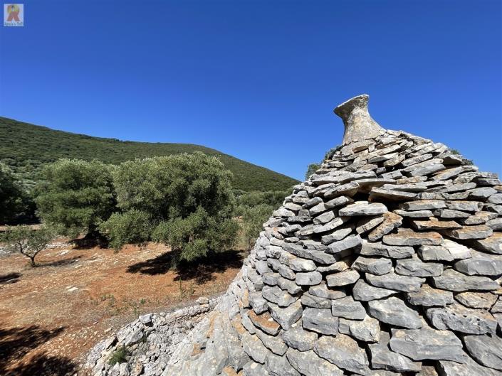 Image No.16-3 Bed Trullo for sale