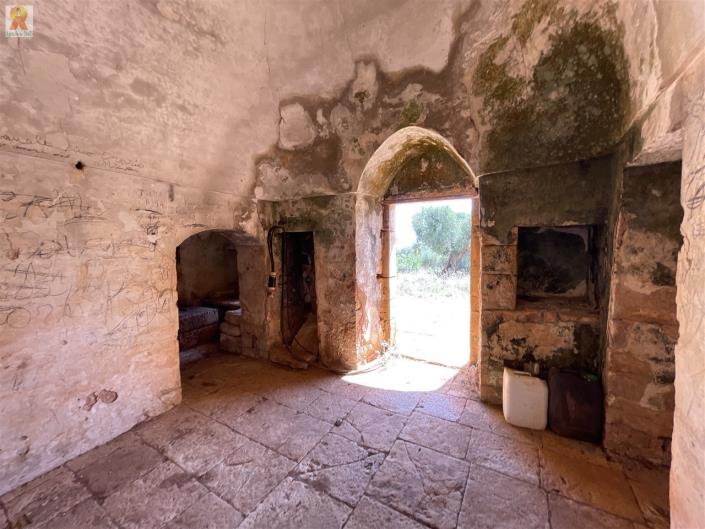 Image No.31-3 Bed Trullo for sale