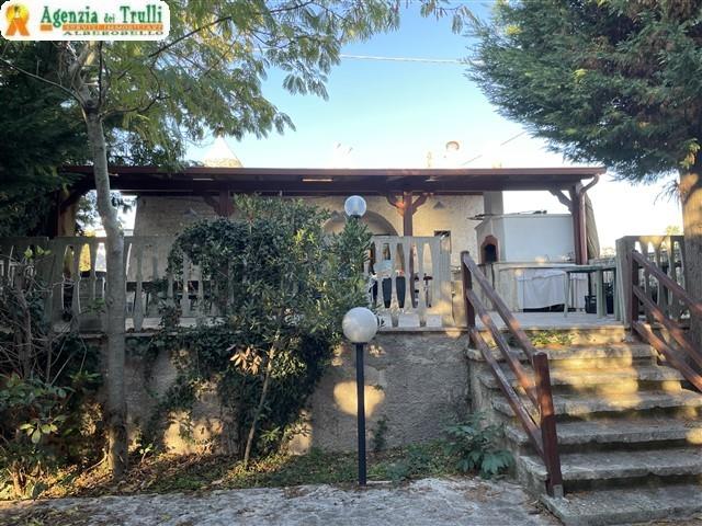 Image No.2-Maison de campagne de 1 chambre à vendre à Martina Franca