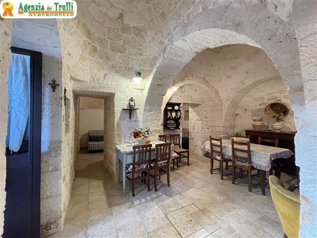 Image No.5-Maison de campagne de 1 chambre à vendre à Martina Franca