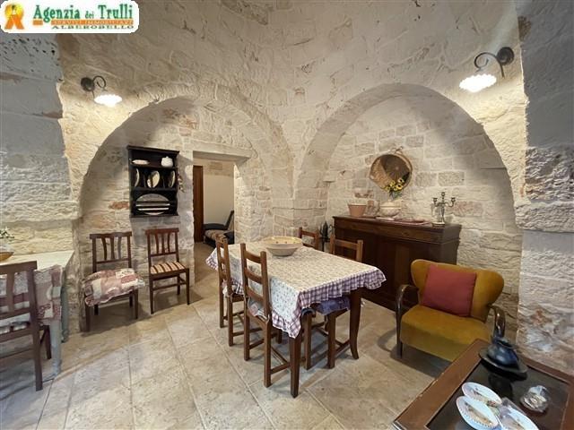 Image No.9-Maison de campagne de 1 chambre à vendre à Martina Franca