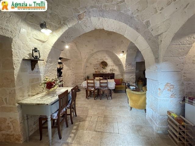 Image No.10-Maison de campagne de 1 chambre à vendre à Martina Franca