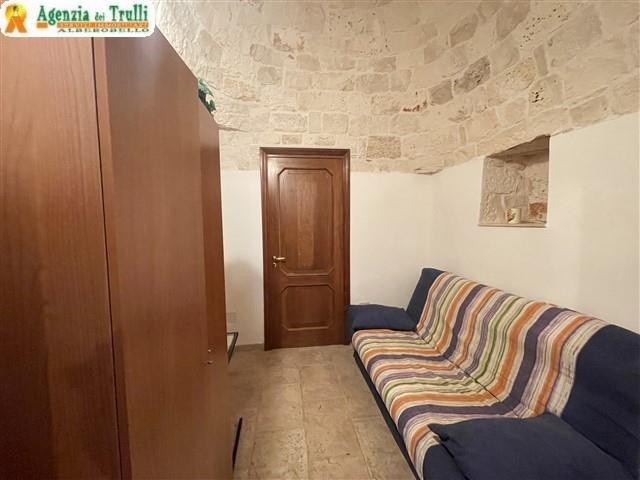 Image No.22-Maison de campagne de 1 chambre à vendre à Martina Franca
