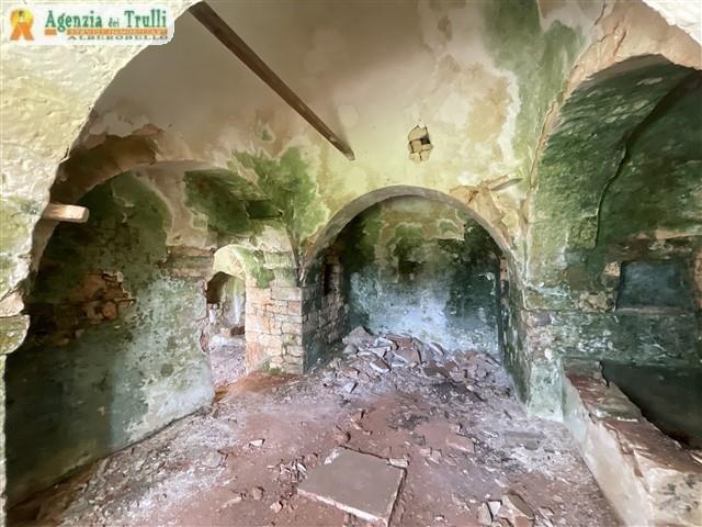 Image No.22-Maison de campagne de 1 chambre à vendre à Martina Franca