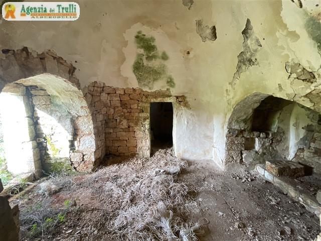 Image No.32-Maison de campagne de 1 chambre à vendre à Martina Franca