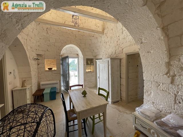 Image No.23-Trullo de 2 chambres à vendre à Martina Franca